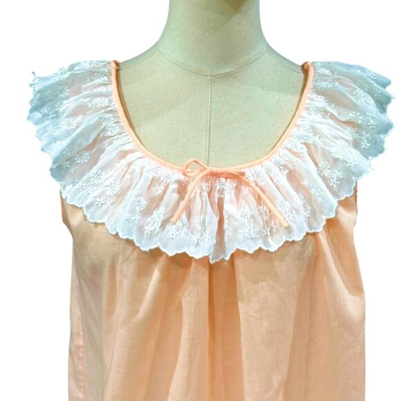 VTG Komar Sleeveless Nightgown SMALL Peach White Embroidered Scalloped Neckline - Picture 2 of 9
